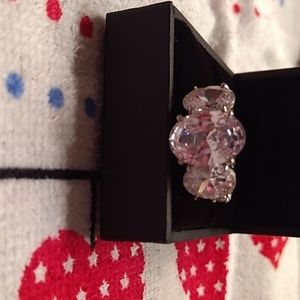 Oval three stone ring